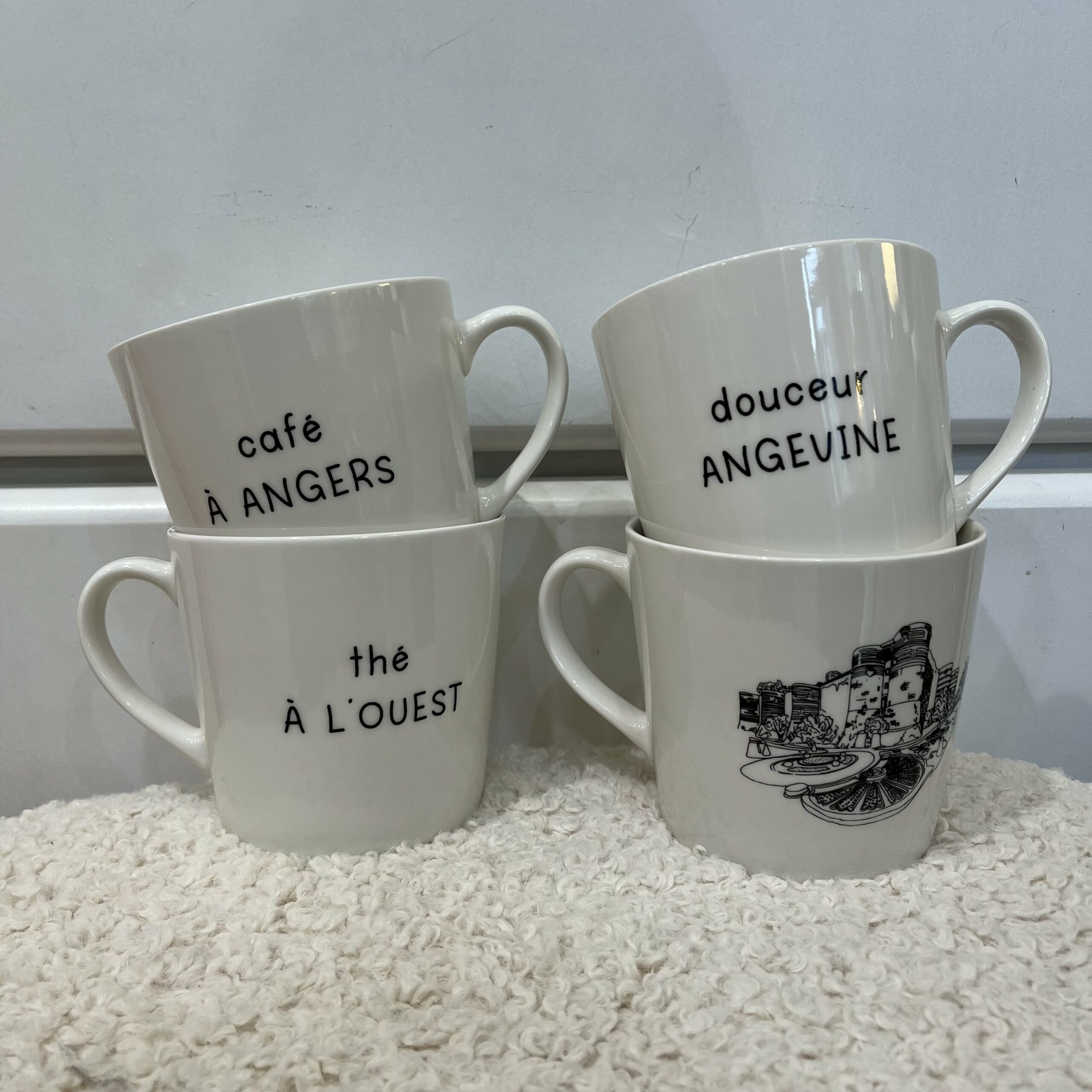 Grand mug déjeuner Angers Sophie Janiere A&C Angers-min