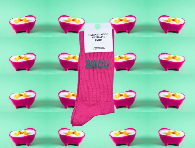 Chaussettes bisous rose Therapie Paris A&C Angers -min Chaussettes bisous rose Therapie Paris A&C Angers -min