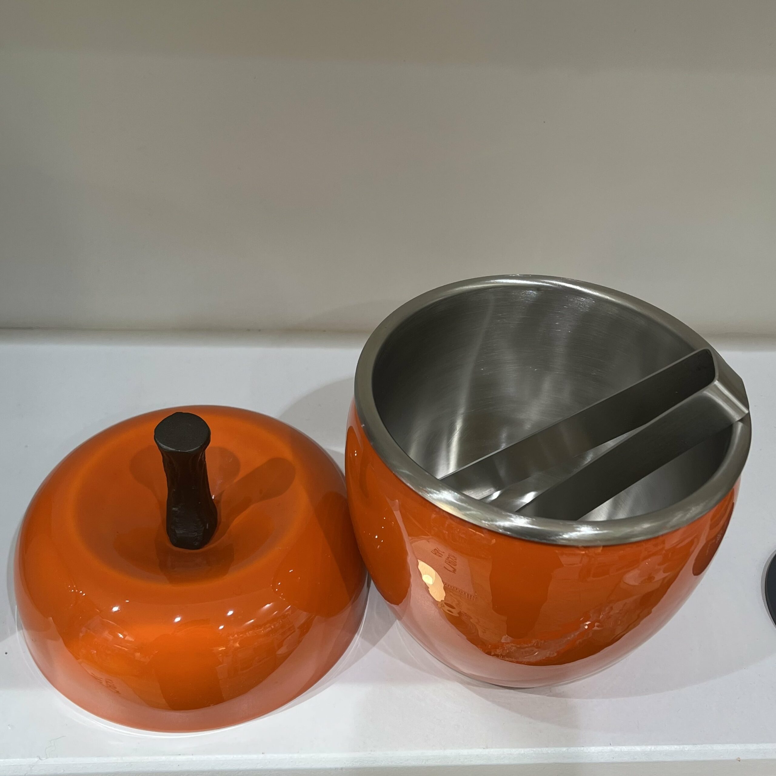apple ice BUCKET bazardeluxe A&C Angers 2-min apple ice BUCKET bazardeluxe A&C Angers 2-min