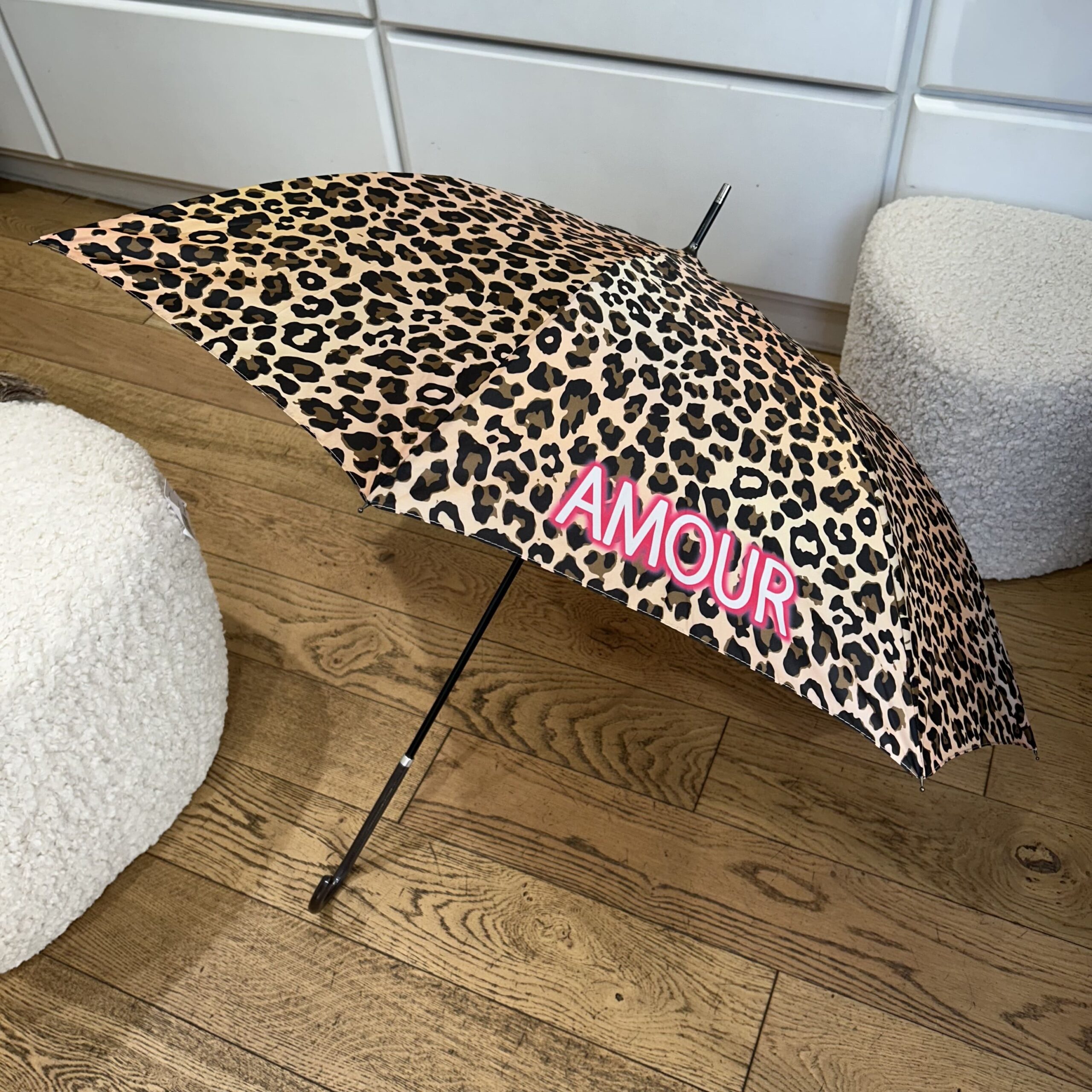 parapluie non pliant AMOUR cabinet mode thérapie A&C Angers-min parapluie non pliant AMOUR cabinet mode thérapie A&C Angers-min