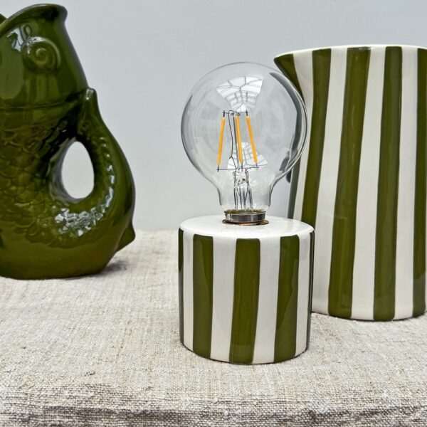Lampe décorative rayures kaki A&C Angers Opjet 1-min