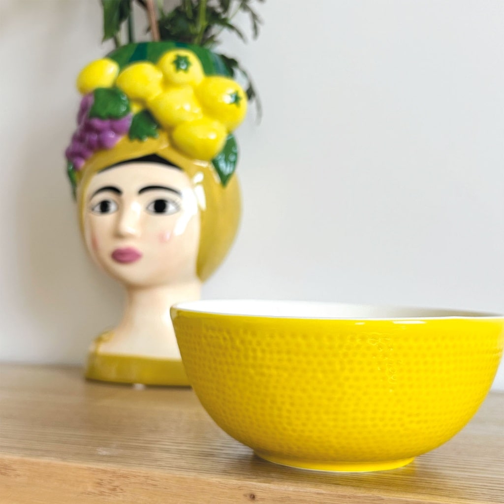 Vase fille citron OPJET A&C Angers 2-min