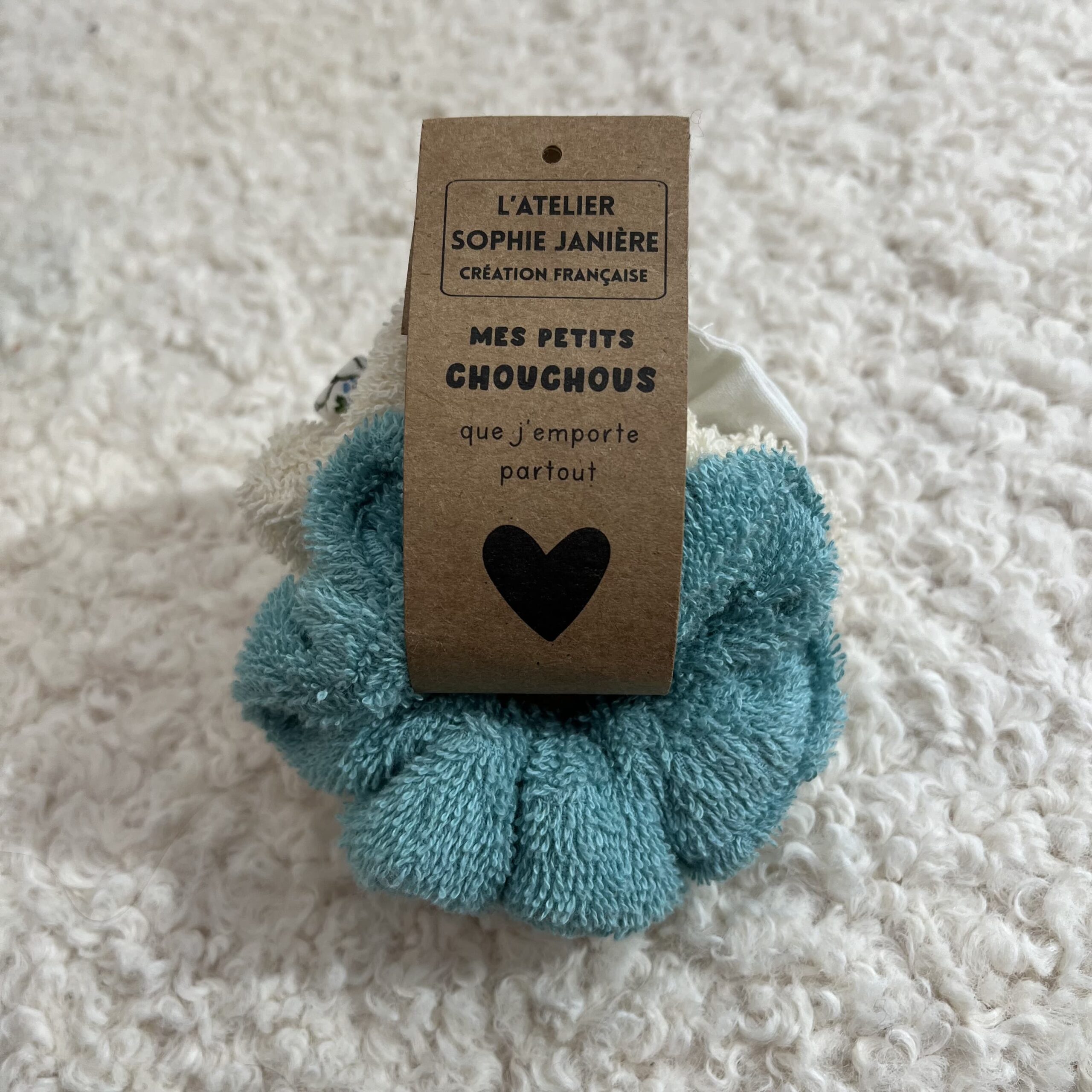 lot de chouchou Bleu Sophie Janiere A&C Angers-min lot de chouchou Bleu Sophie Janiere A&C Angers-min