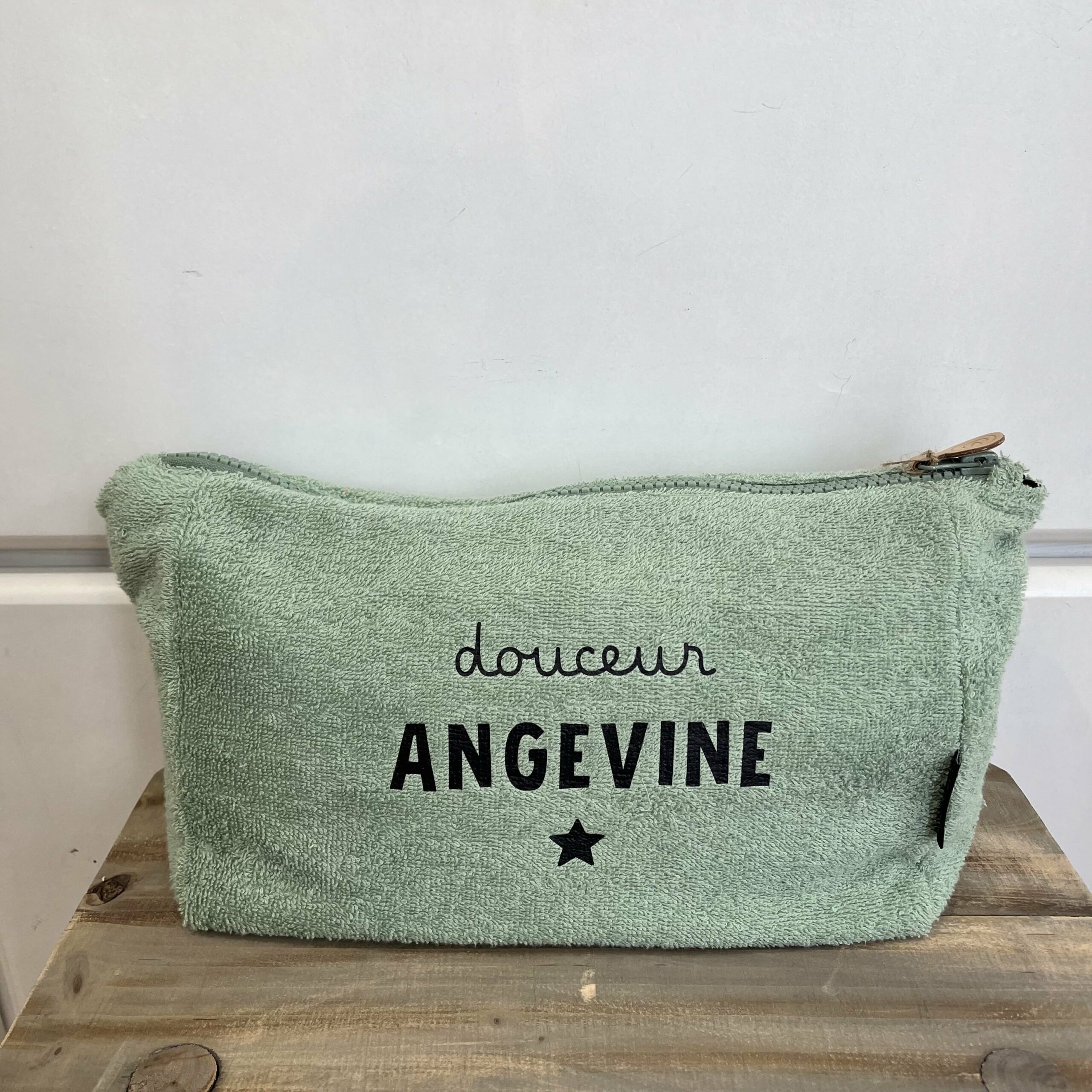 Trousse éponge DOUCEUR ANGEVINE Sophie Janiere A&C Angers piléa-min