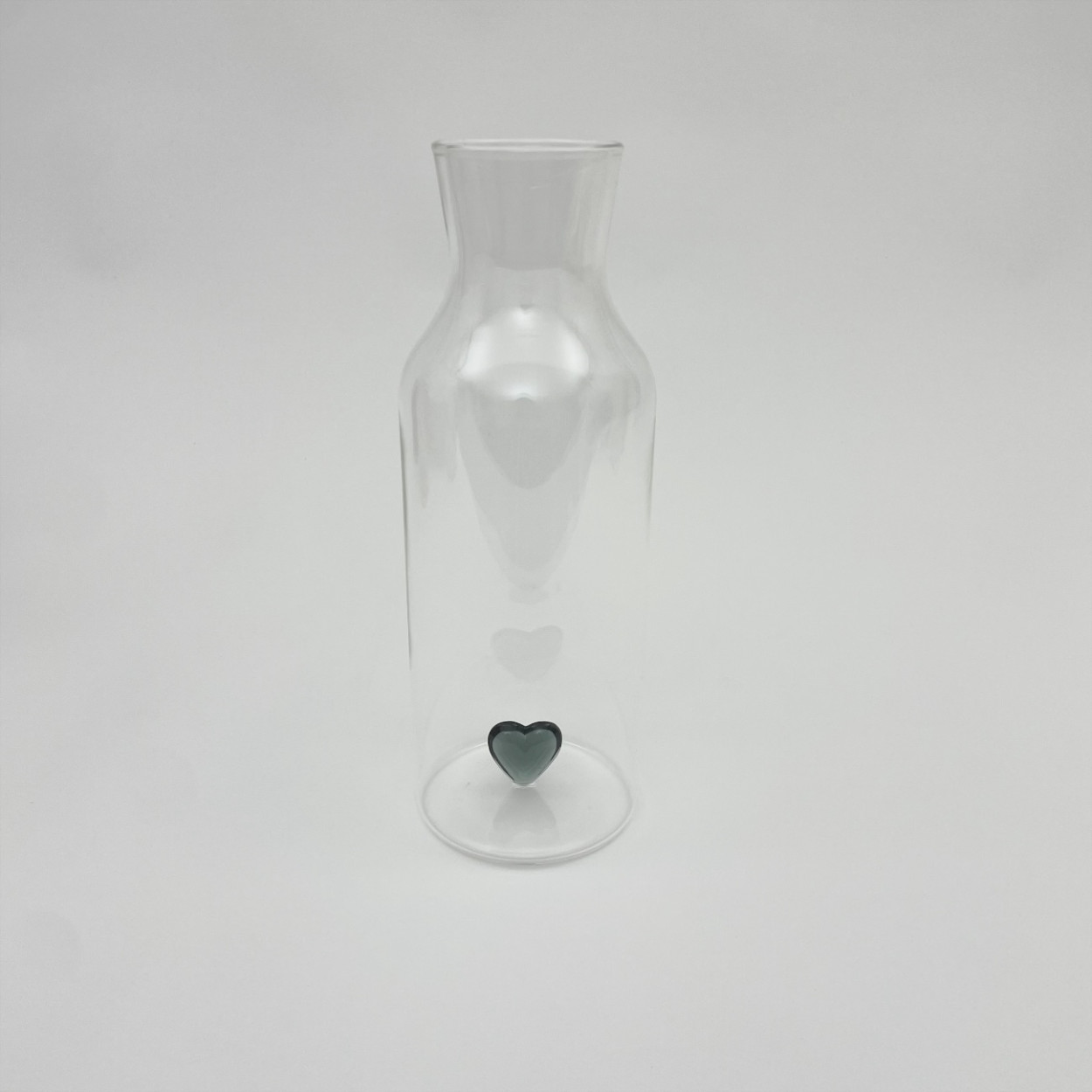 carafe-heart smoke A&C Angers 1-min (1)