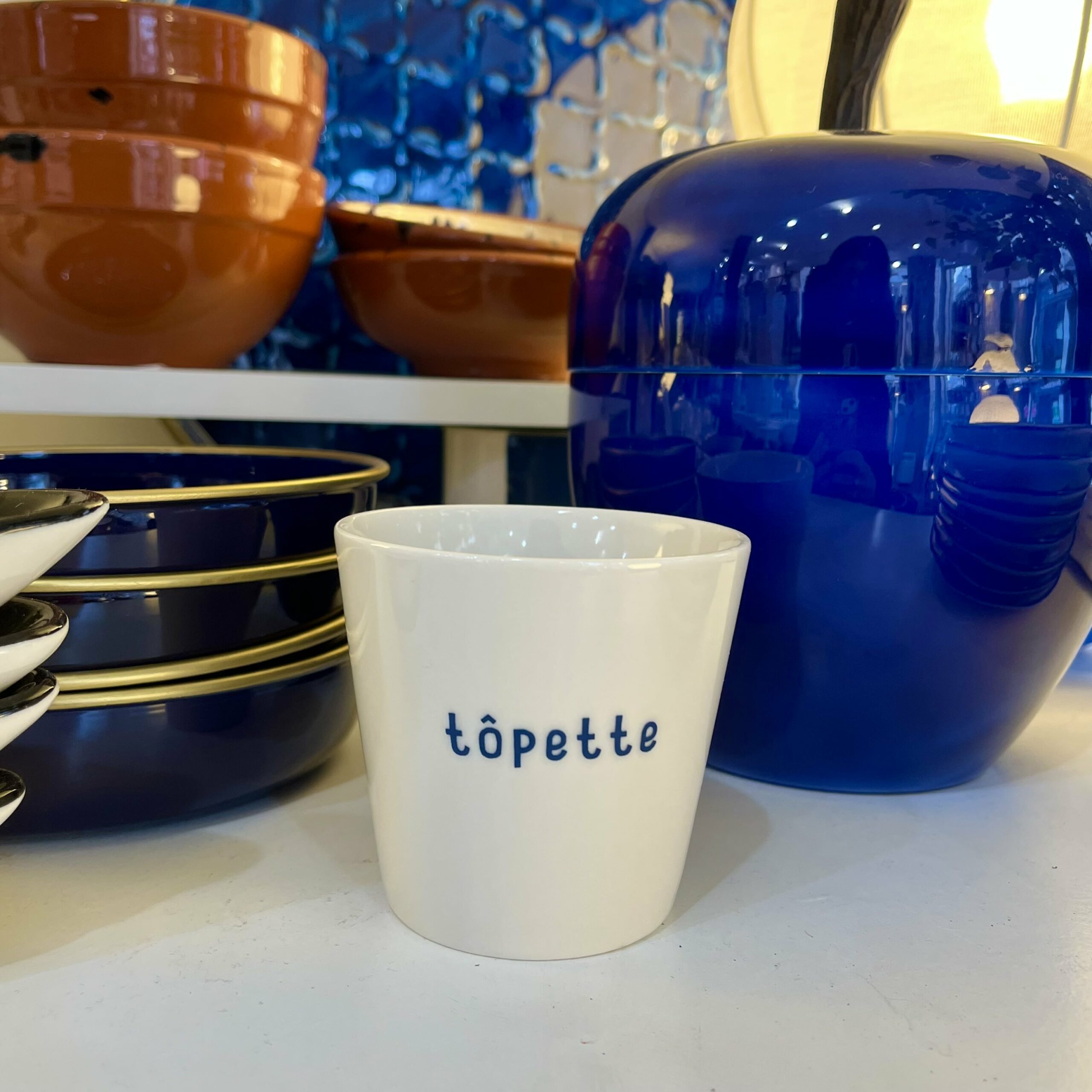 Moyen gobelet TÔPETTE A&C Angers Sophie Janière bleu-min