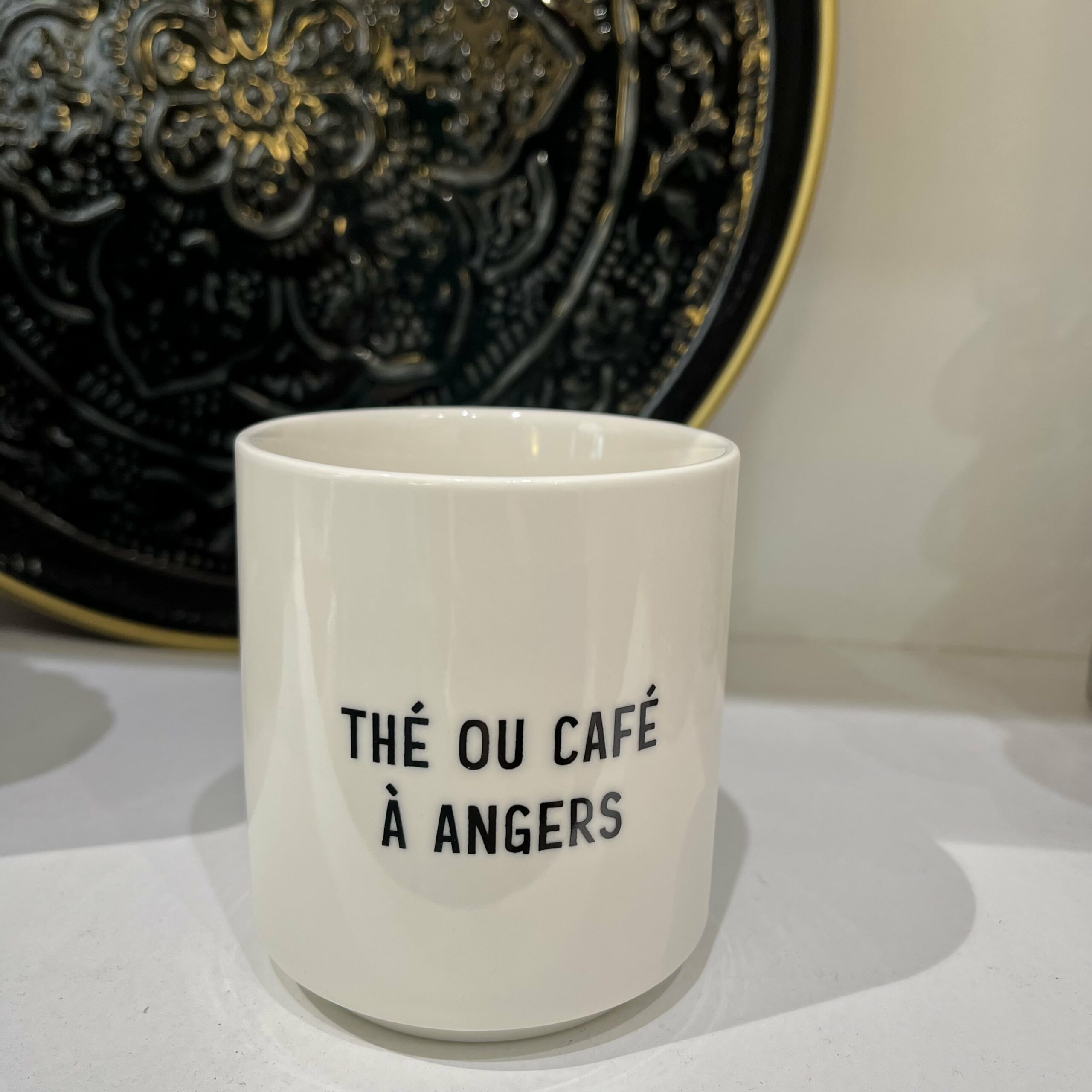 Mug empilable Thé ou café à angers Sophie Janière A&C Angers-min