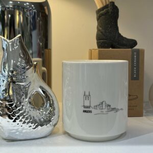 Mug empilable ligne d'angers Sophie Janière A&C Angers-min